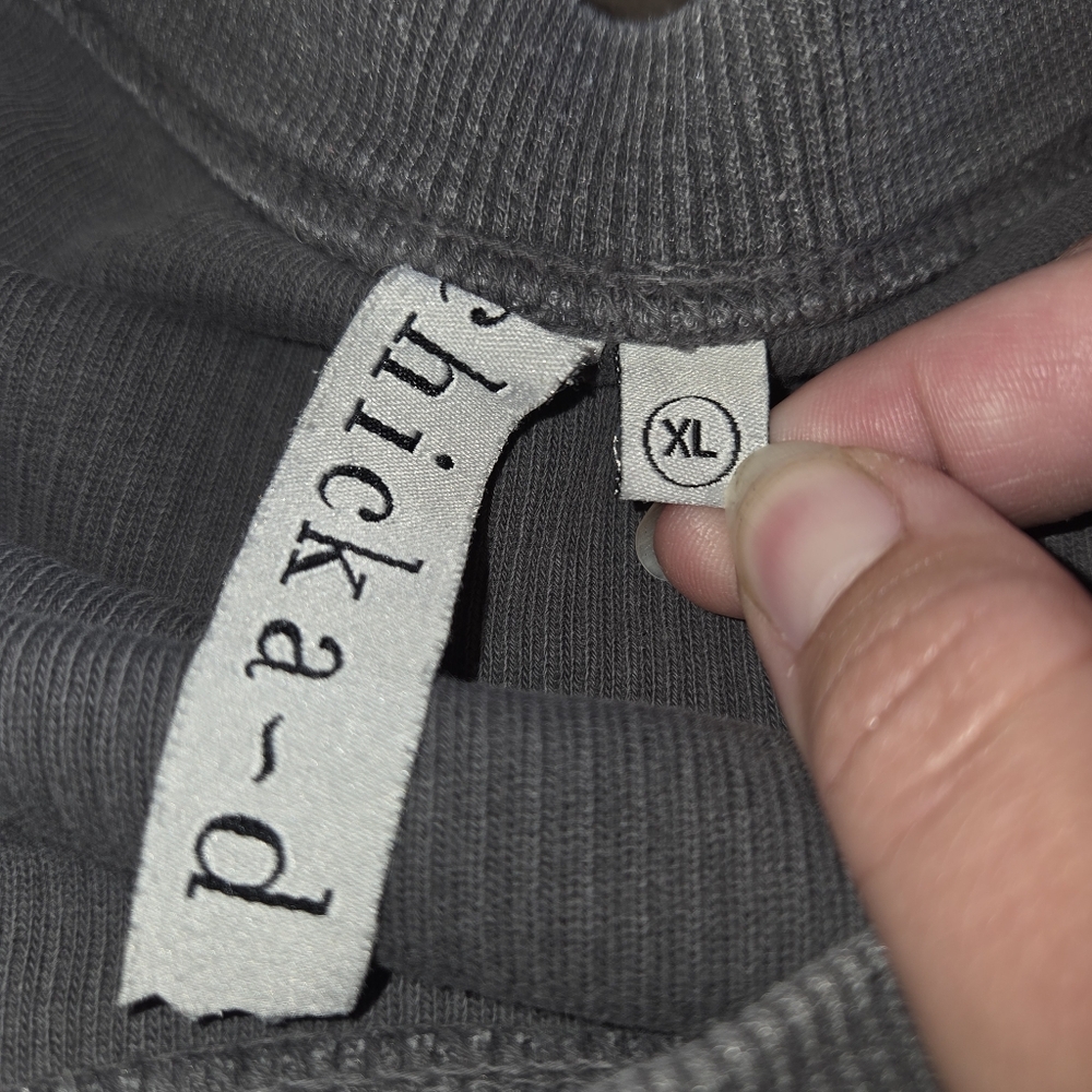 'OUT OF OFFICE' Ribbed Sweatshirt - Picture 4 of 9